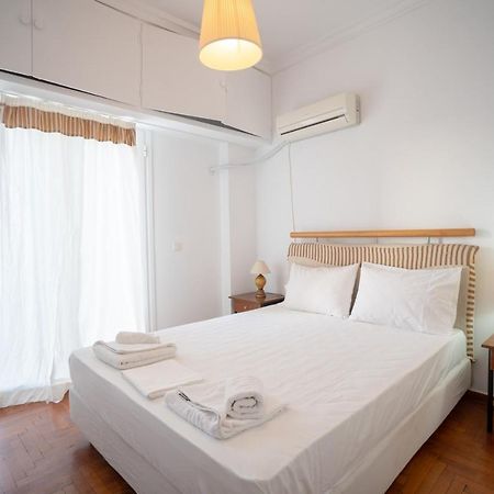 Dimotiko Theatro Metro St. 1 Bedroom 4 Pers. Flat Le Pirée Extérieur photo