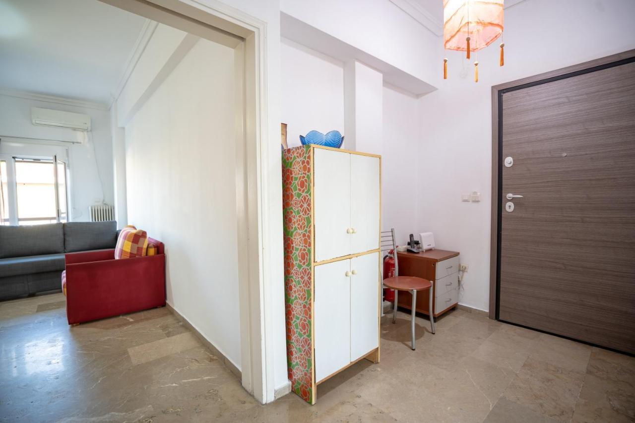 Dimotiko Theatro Metro St. 1 Bedroom 4 Pers. Flat Le Pirée Extérieur photo