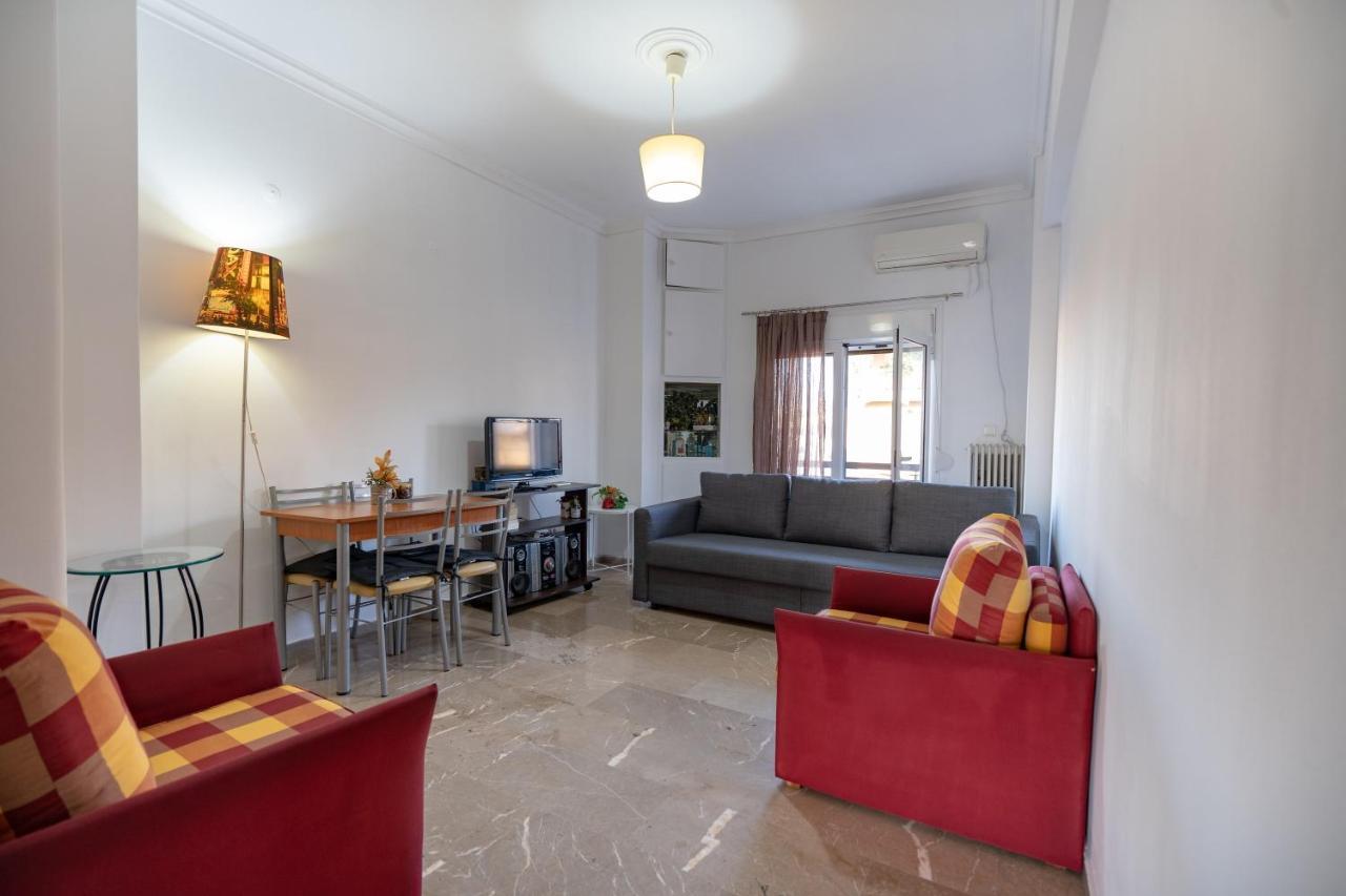 Dimotiko Theatro Metro St. 1 Bedroom 4 Pers. Flat Le Pirée Extérieur photo